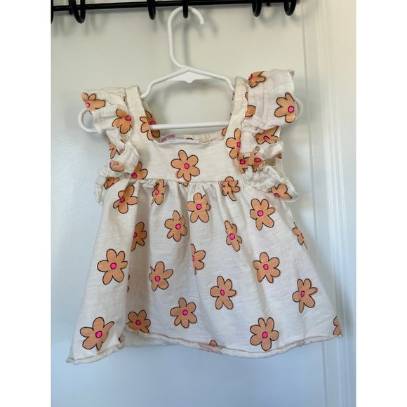 Zara Floral Ruffle Top - Picture 2 of 3